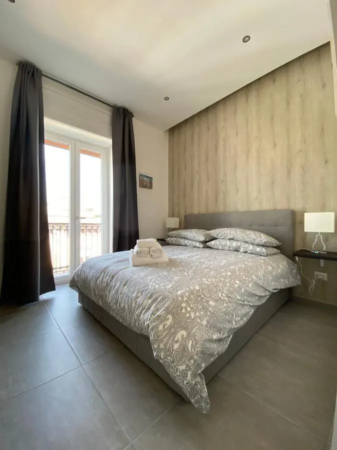 Mami B&B Napels 0*,  Italië